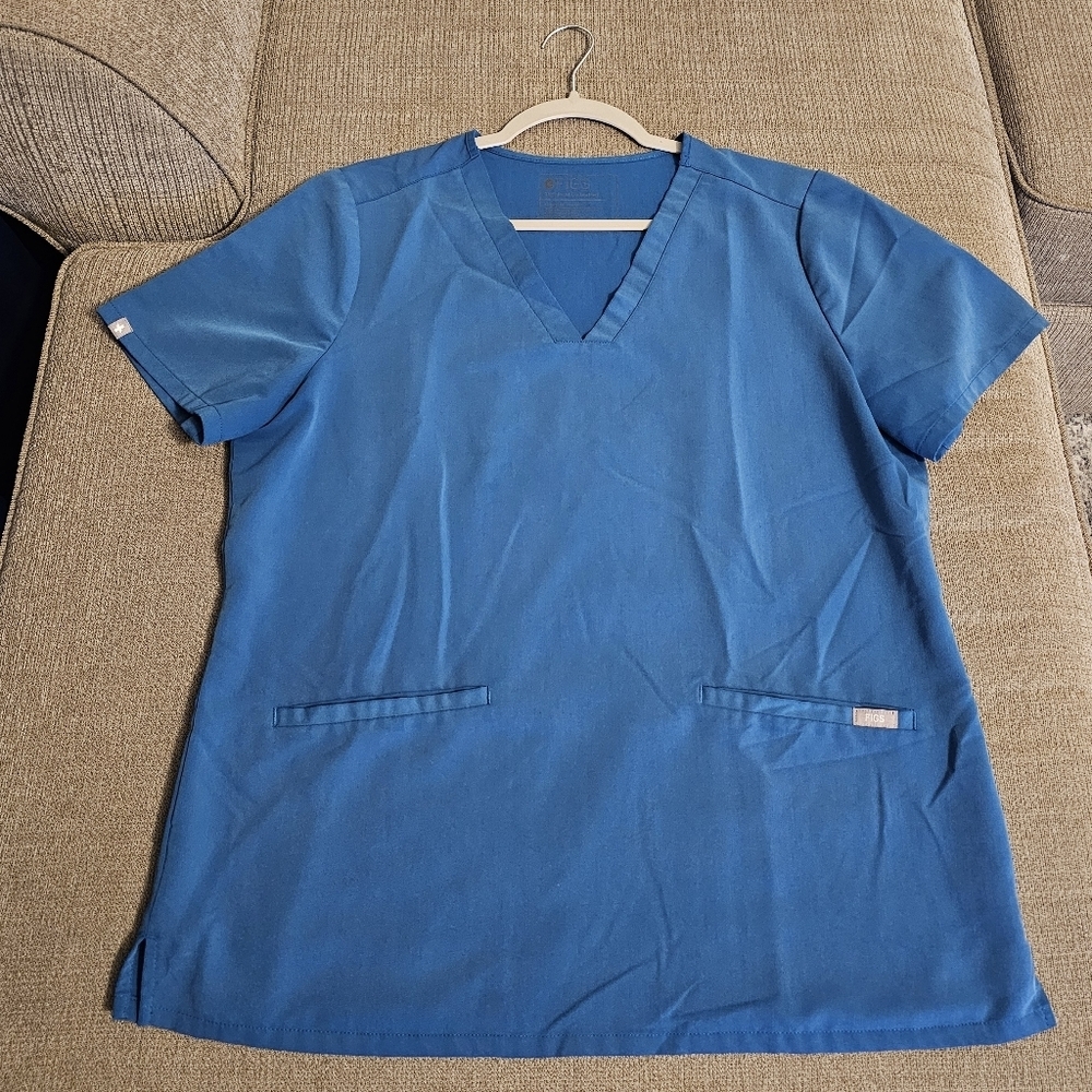 Figs Casma Three-Pocket Blue Classic Modern V-Neck Scrub Top Size Large